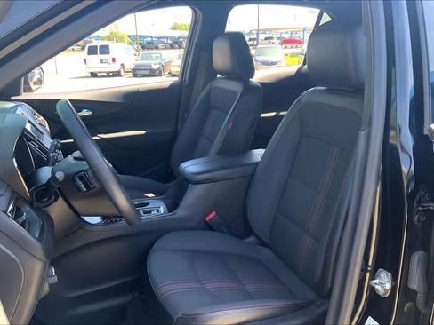 Used 2023 Chevrolet Equinox RS FWD image 8