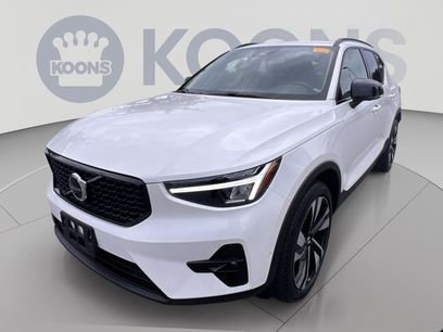 Used 2024 Volvo XC40 B5 Plus w/ Climate Package