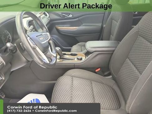 Used 2019 GMC Acadia SLE w/ Driver Alert Package I image 3