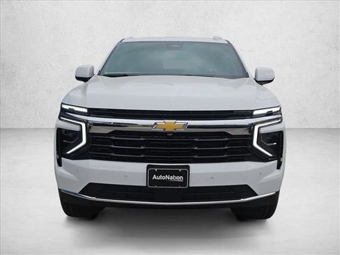 New 2026 Chevrolet Suburban LS image 6