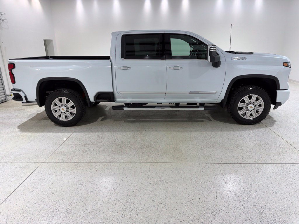 New 2026 Chevrolet Silverado 2500 High Country w/ Technology Package AWD/4WD image 6