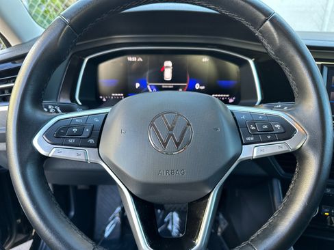 Used 2024 Volkswagen Jetta SE image 23