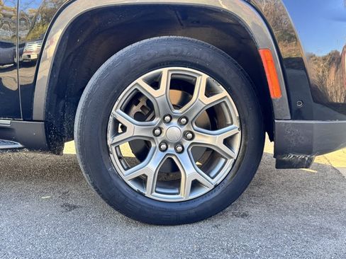 Used 2022 Jeep Wagoneer Series II image 14