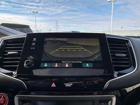 Used 2019 Honda Pilot Elite image 30