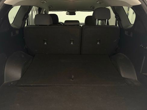 Used 2020 Hyundai Santa Fe SEL w/ Convenience Package FWD image 12