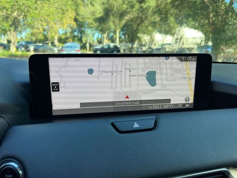 Used 2025 MAZDA CX-70 3.3 Turbo w/ Preferred Package image 18