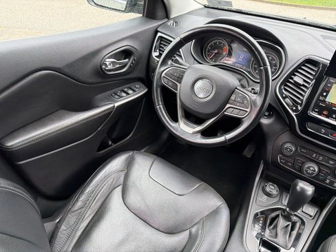 Used 2020 Jeep Cherokee Limited AWD/4WD image 22
