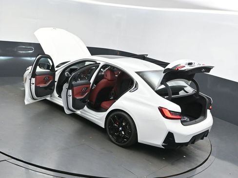 New 2026 BMW 330i Sedan w/ M Sport Package image 47