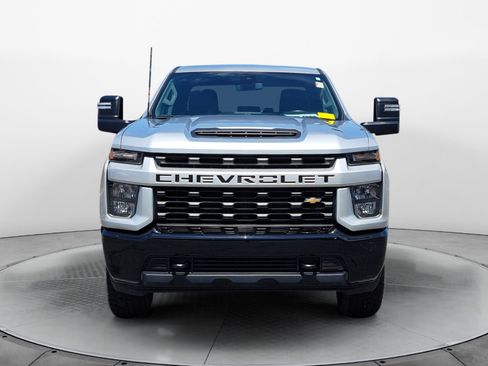 Used 2022 Chevrolet Silverado 2500 Custom w/ Custom Convenience Package AWD/4WD image 2