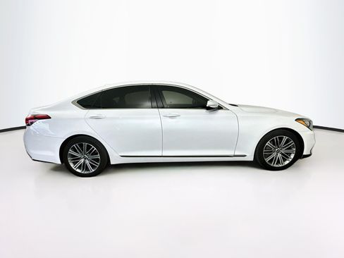 Used 2019 Genesis G80 3.8 RWD image 10