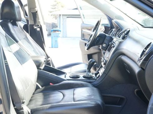 Used 2016 Buick Enclave Leather image 13