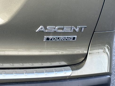 Used 2024 Subaru Ascent Touring AWD/4WD image 11