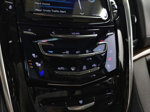 Used 2020 Cadillac Escalade Luxury image 30