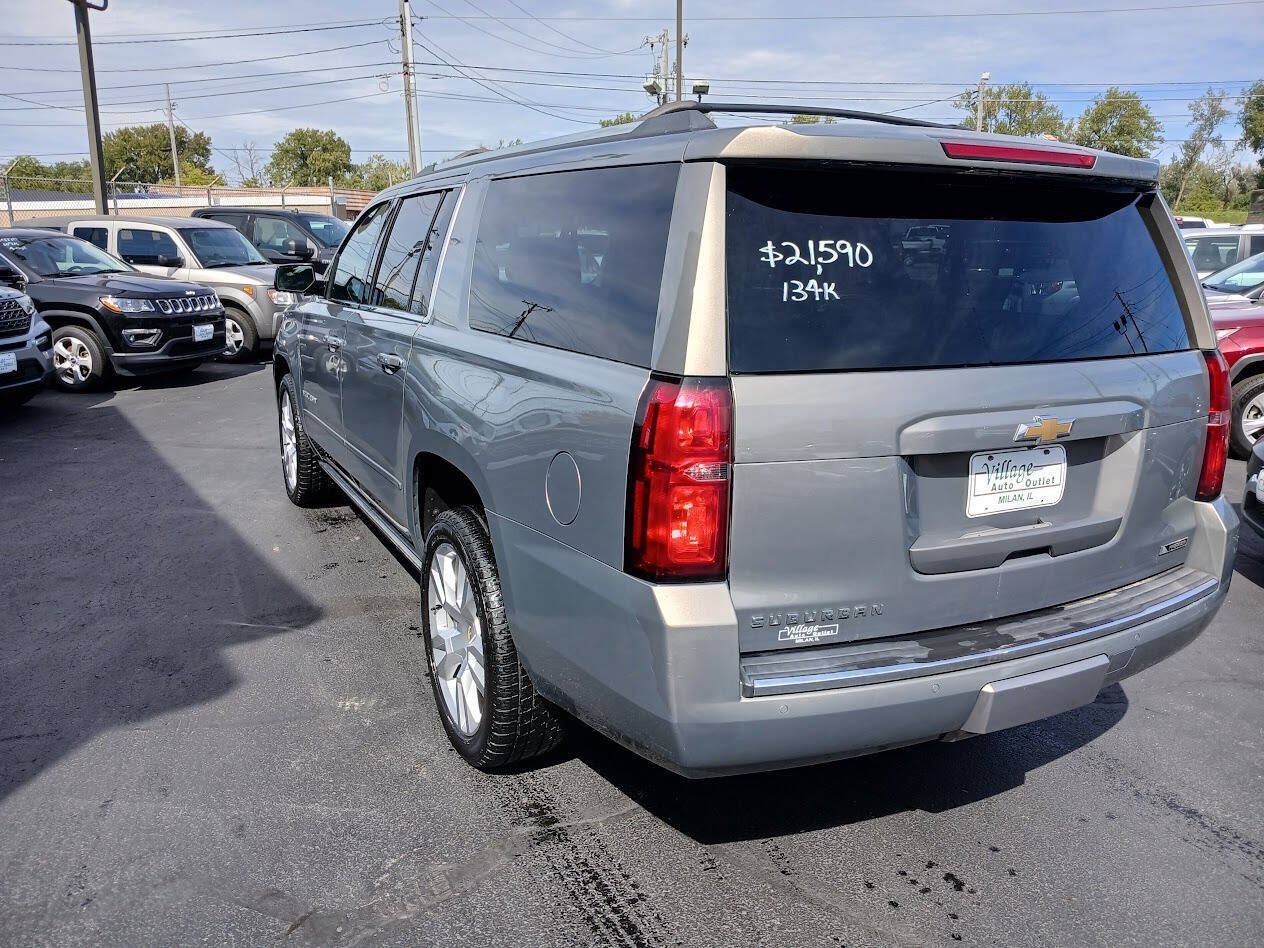 Used 2017 Chevrolet Suburban Premier AWD/4WD image 23