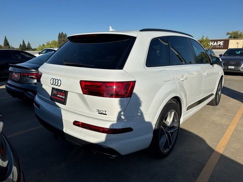 Used 2017 Audi Q7 3.0T Prestige w/ Prestige Package AWD/4WD image 4