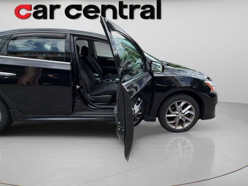 Used 2014 Nissan Sentra SR FWD image 28
