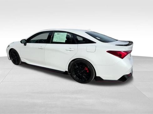 Used 2020 Toyota Avalon TRD image 3