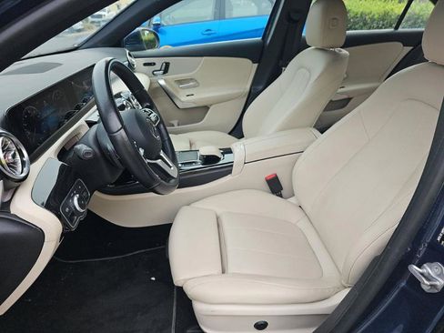 Used 2021 Mercedes-Benz A 220 4MATIC image 4