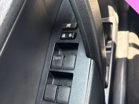 Used 2015 Toyota Corolla S FWD image 11