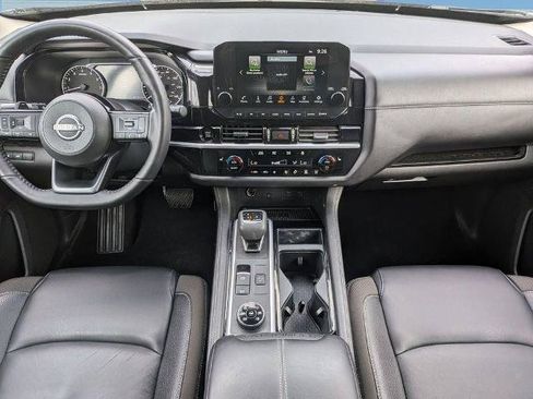 Certified 2025 Nissan Pathfinder SL AWD/4WD image 22