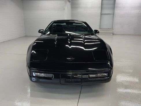 Used 1995 Chevrolet Corvette Coupe RWD image 3