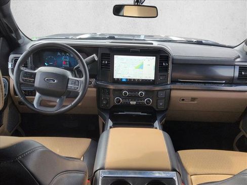 Used 2025 Ford F350 Lariat image 17