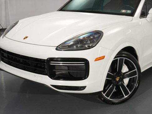 Used 2019 Porsche Cayenne Turbo AWD/4WD image 5