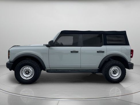 Used 2022 Ford Bronco 4-Door AWD/4WD image 5