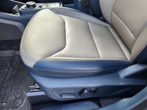 Used 2025 Ford Maverick Lariat w/ 4K Tow Package image 15