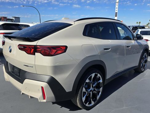 New 2026 BMW X2 xDrive28i w/ Technology Package image 3