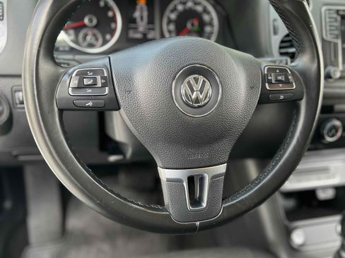 Used 2017 Volkswagen Tiguan Limited w/ Premium Package FWD image 22
