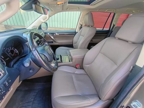 Used 2022 Lexus GX 460 Premium w/ Premium Package AWD/4WD image 26