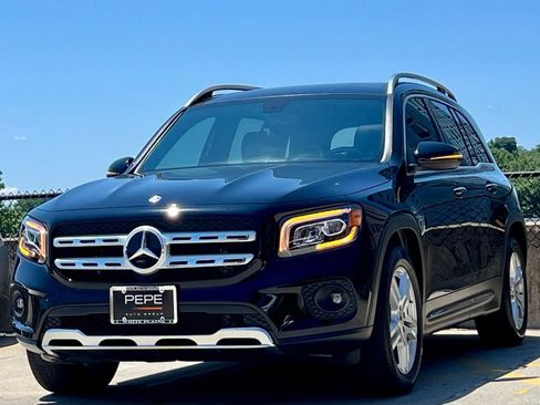 Certified 2023 Mercedes-Benz GLB 250 4MATIC image 4