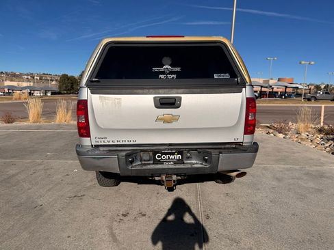 Used 2010 Chevrolet Silverado 2500 LT w/ Interior Plus Package image 8