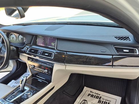 Used 2013 BMW 740Li xDrive AWD/4WD image 63