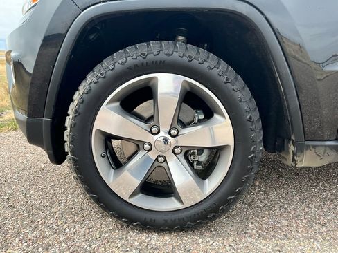 Used 2016 Jeep Grand Cherokee Limited image 8