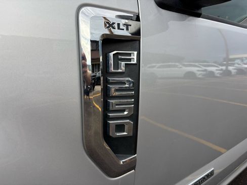 Used 2018 Ford F250 XLT AWD/4WD image 33