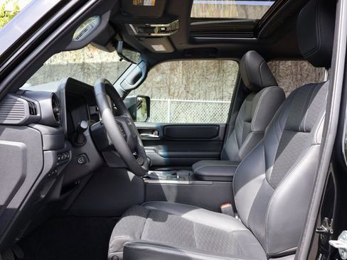 Used 2024 Toyota Land Cruiser image 21