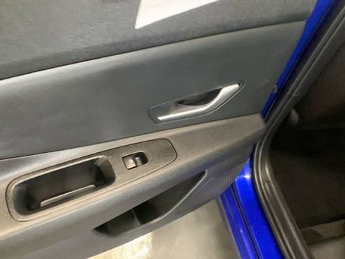 Used 2023 Hyundai Elantra SEL image 17