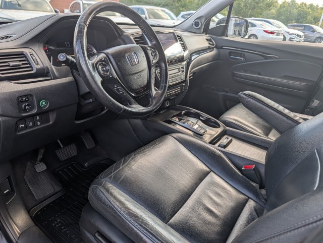 Used 2017 Honda Pilot Touring image 13