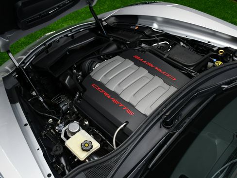 Used 2014 Chevrolet Corvette Stingray Coupe w/ 3LT Preferred Equipment Group image 19