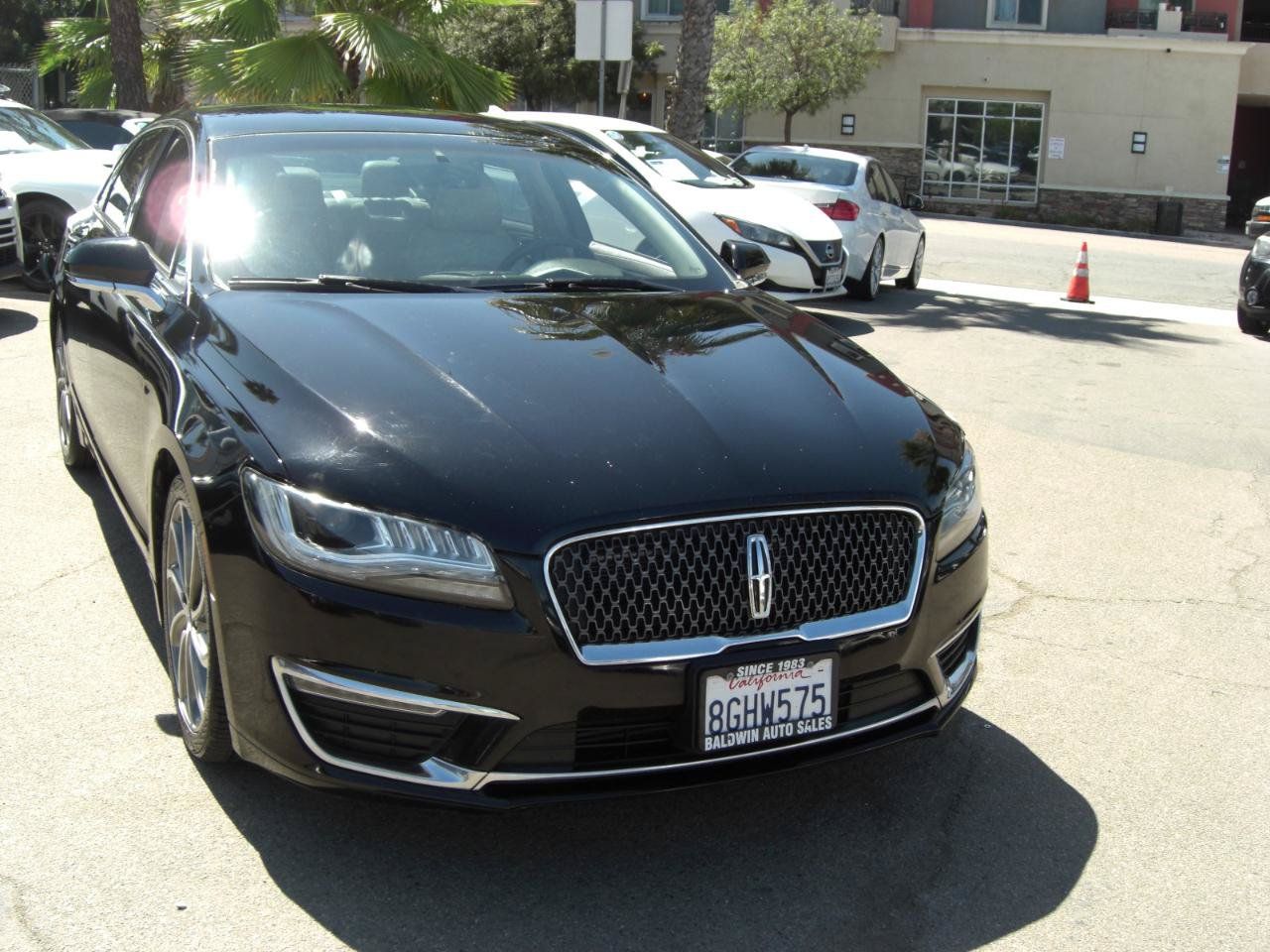 Used 2018 Lincoln MKZ Premiere w/ Magnetic Appearance Package FWD image 2