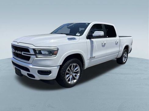 Used 2019 RAM 1500 Laramie w/ Sport Appearance Package AWD/4WD image 9