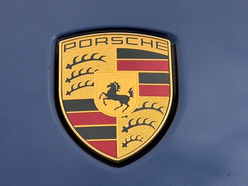 Certified 2026 Porsche Macan AWD/4WD image 11
