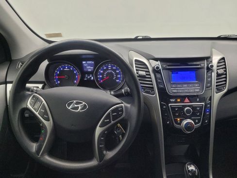 Used 2016 Hyundai Elantra GT image 22