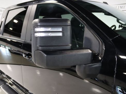 Used 2022 Chevrolet Silverado 2500 LT w/ Convenience Package AWD/4WD image 8