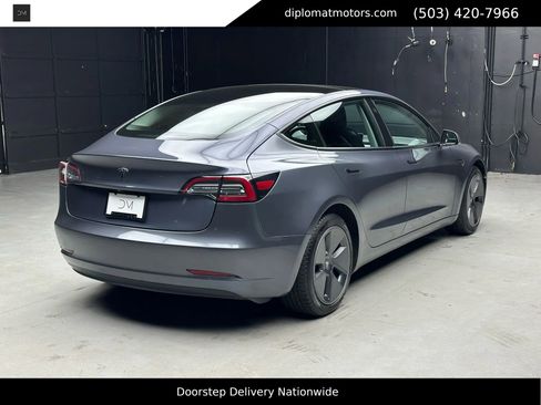 Used 2023 Tesla Model 3 Standard Range image 6