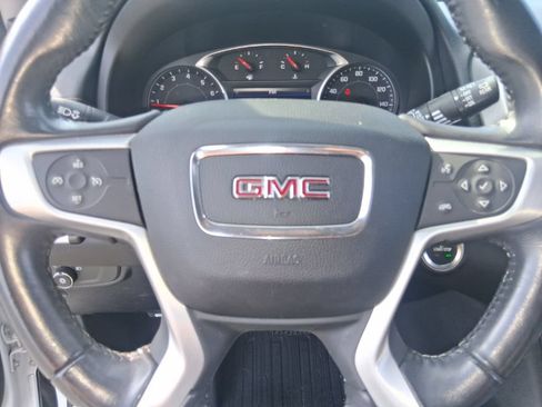 Used 2019 GMC Terrain SLE w/ Driver Convenience Package FWD image 13