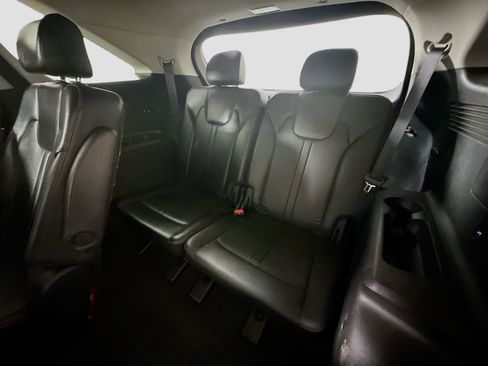 Used 2022 Kia Sorento EX w/ Panoramic Sunroof Package image 42