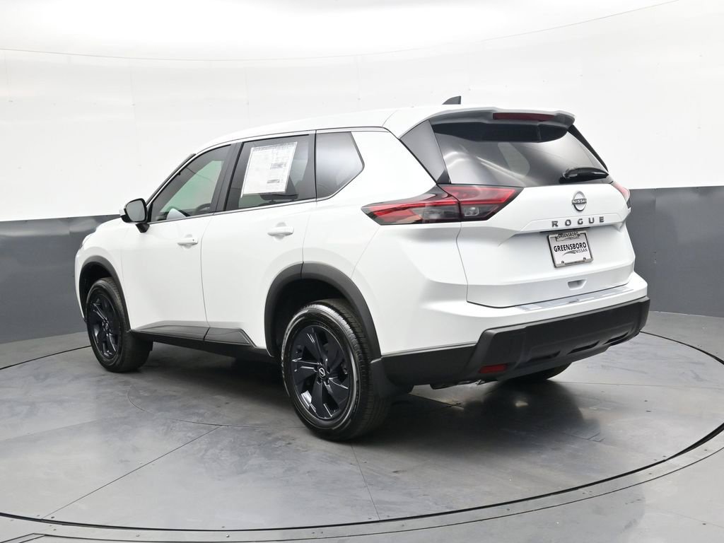 Certified 2026 Nissan Rogue SV FWD image 7